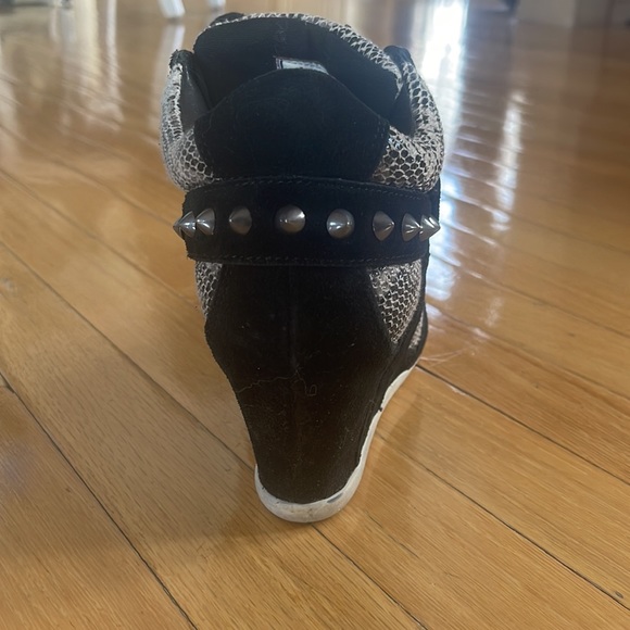Designer Ash Sneaker Wedges Snakeskin with Studs Size 39 - Picture 4 of 4